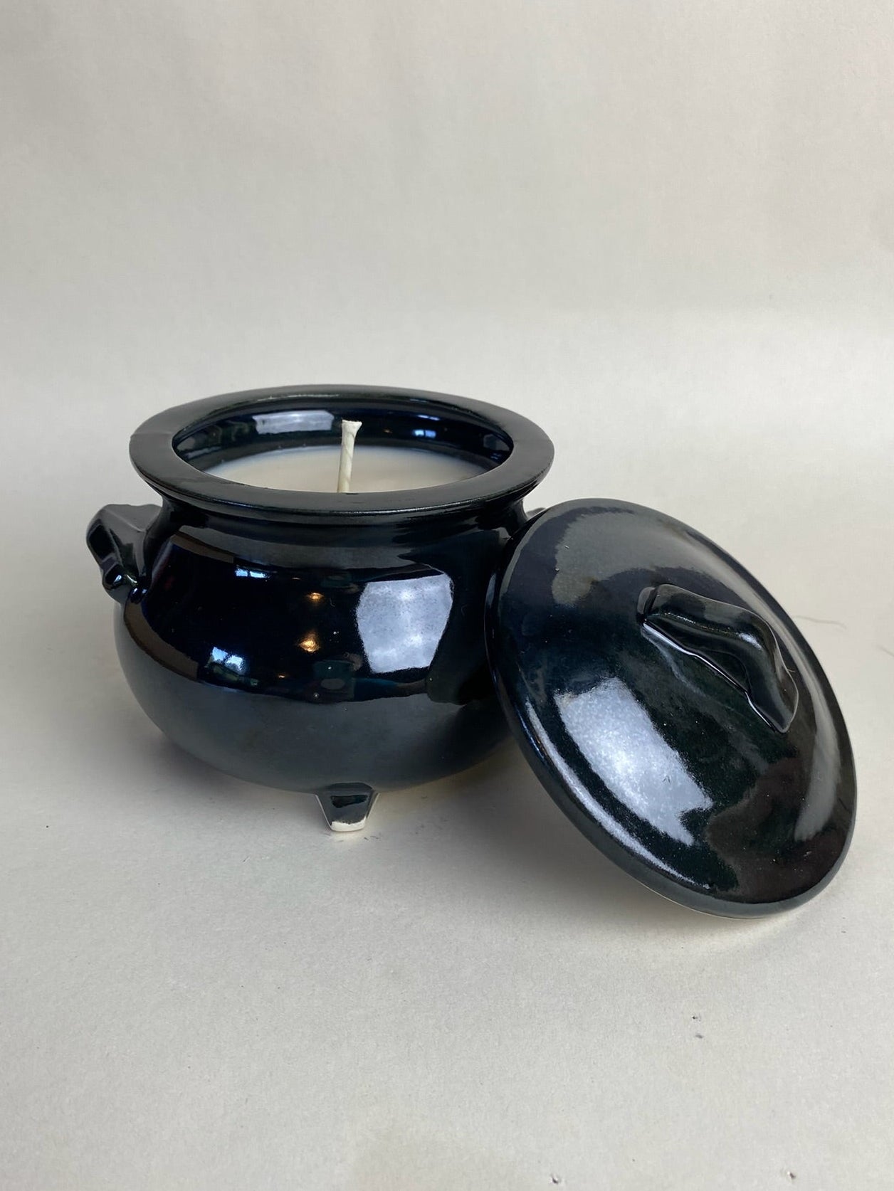 Cauldron Candle Lavender Scented