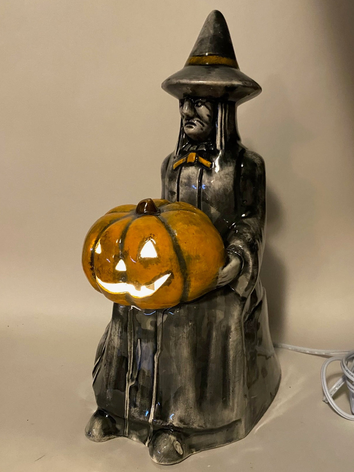 Large Vintage Style Witch with Jack-o-lantern Light