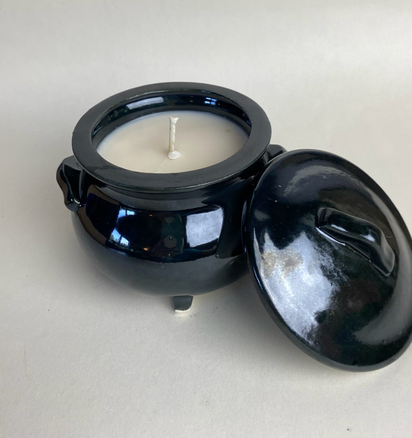 Cauldron Candle Lavender Scented